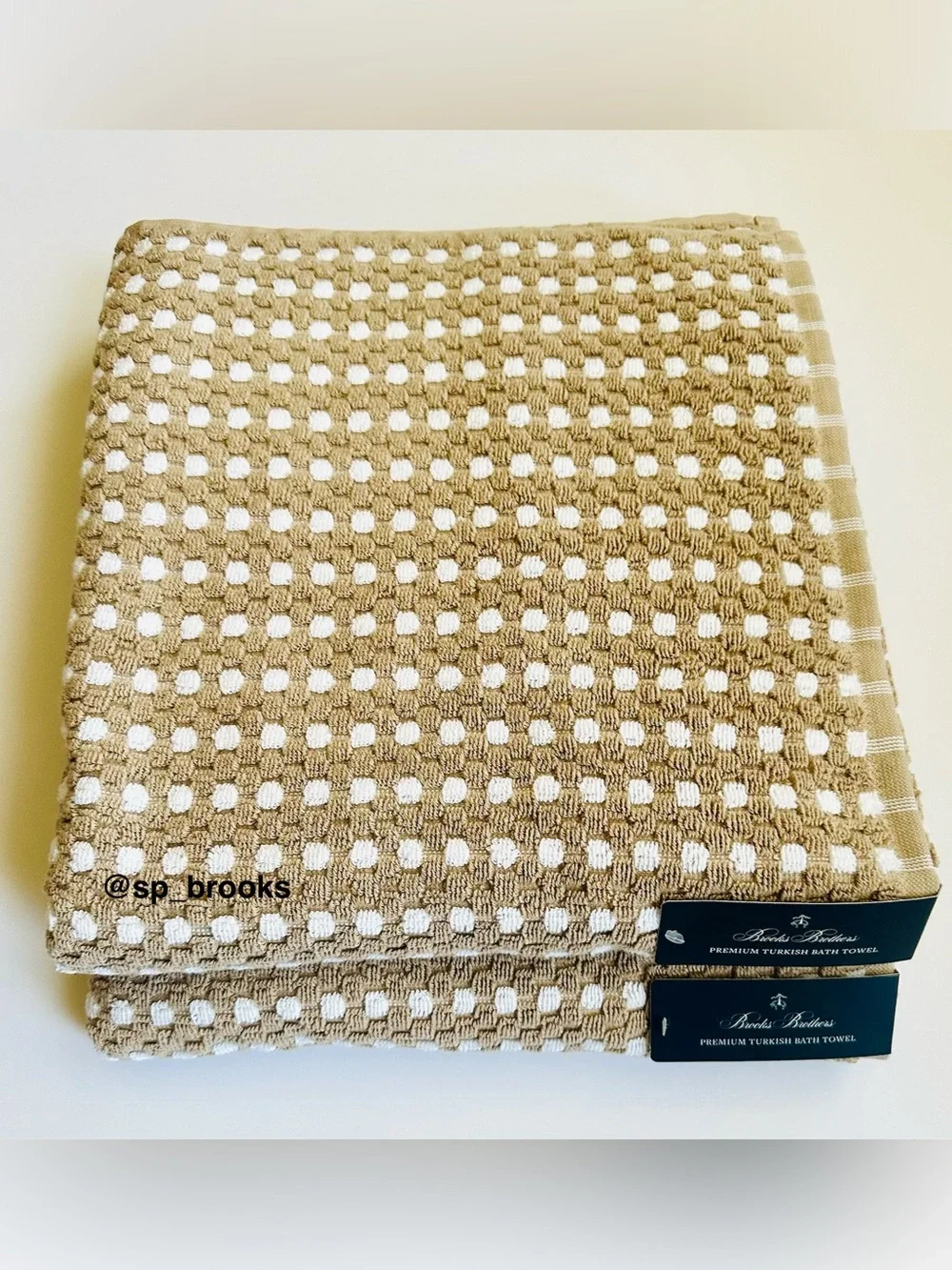 🎁2PC Brooks Brothers Premium Turkish Cotton Bath Towels -Waffle Tan and White